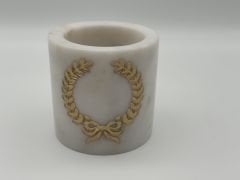 Çelenk İşlemeli Mermer Mumluk