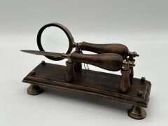 Kahverengi Standlı Büyüteç Set