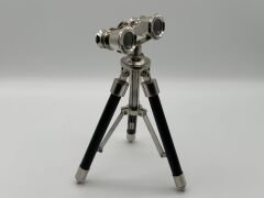 Gümüş Tripot Siyah Ayaklı Dürbün