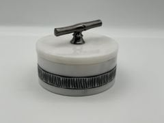 Beyaz Dekorlu Kapaklı Mermer Kutu