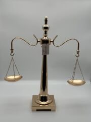 Rose Metal Terazi Obje