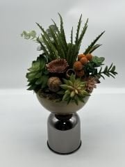 ESKİTME AYAKLI ÇİÇEKLİ KÜÇÜK SAKSI