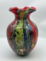 KIRMIZI-RENKLİ CAM VAZO