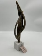 ESKİTME MERMER KAİDELİ OBJE